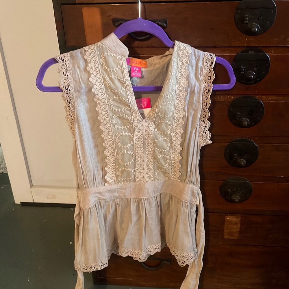 Tan woman’s blouse new with tags